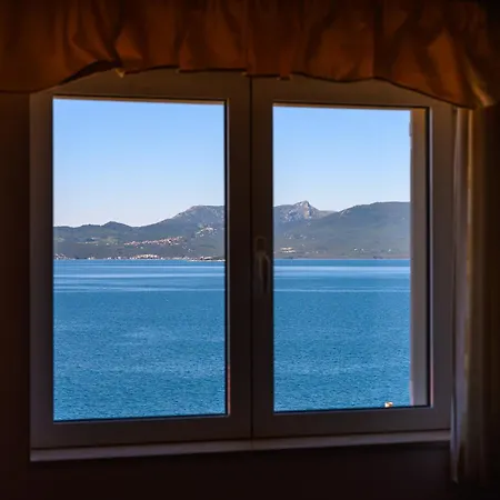 Pensionat Royal Sea Panorama Komarna